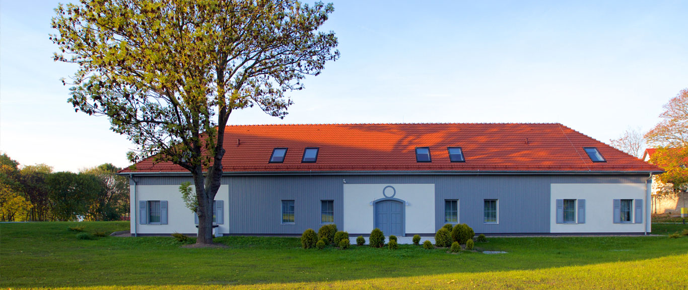 hotel nad jeziorem pokoje apartamenty restauracja Wellness SPA atrakcje wypoczynek w Polsce